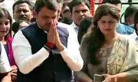 शिवतीर्थावर फडणवीस यांच्याविरोधात शिवसैनिकांची जोरदार घोषणाबाजी